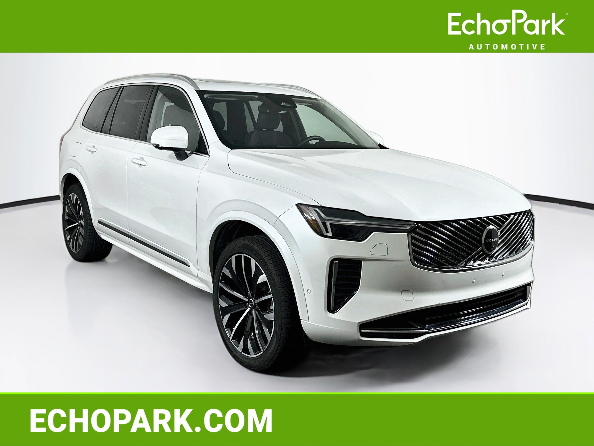 Used 2025 Volvo XC90 B5 Plus AWD/4WD image 1