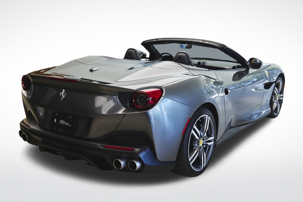 Used 2019 Ferrari Portofino RWD image 5