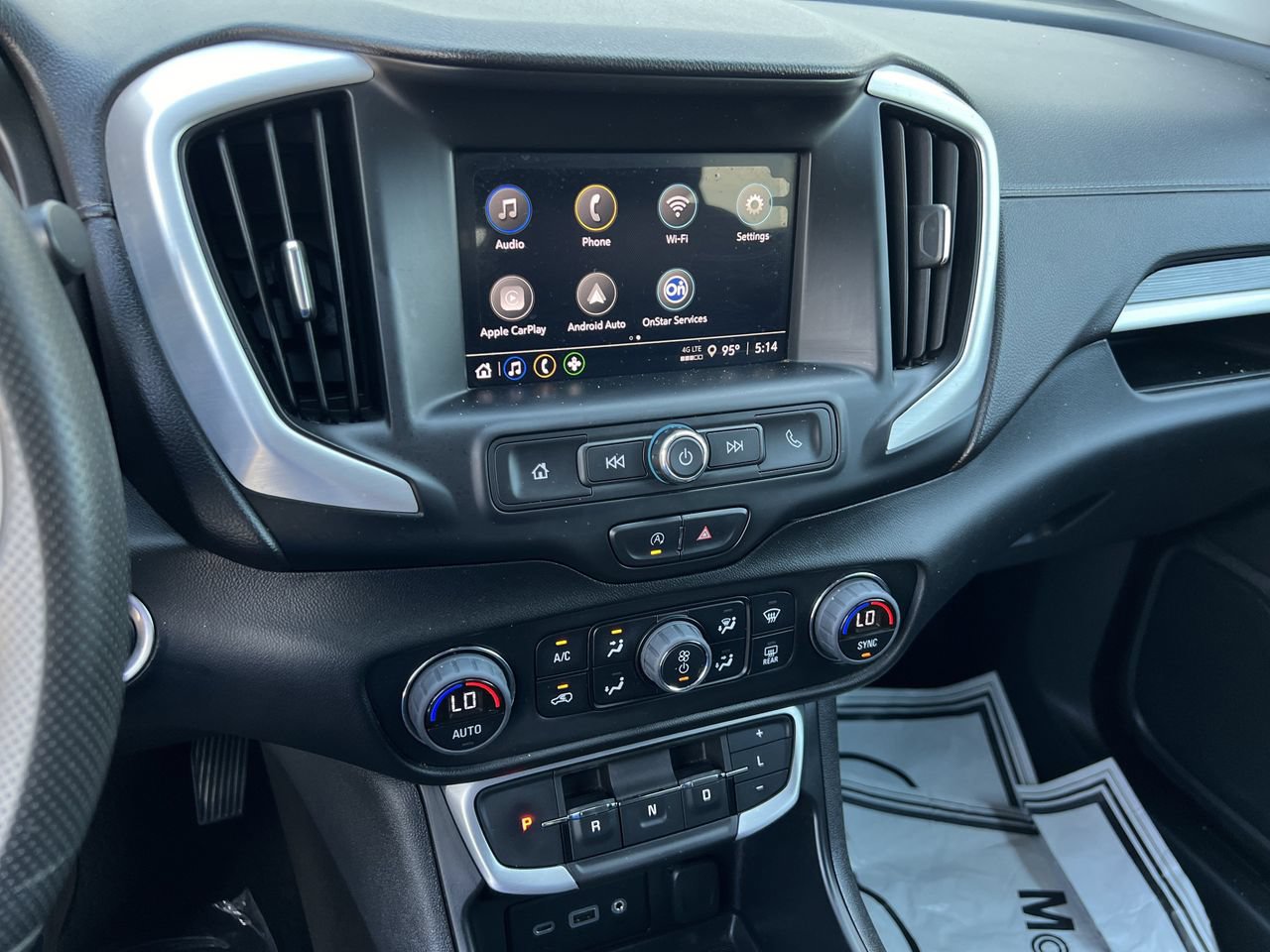 Used 2023 GMC Terrain SLE w/ Driver Convenience Package FWD image 13