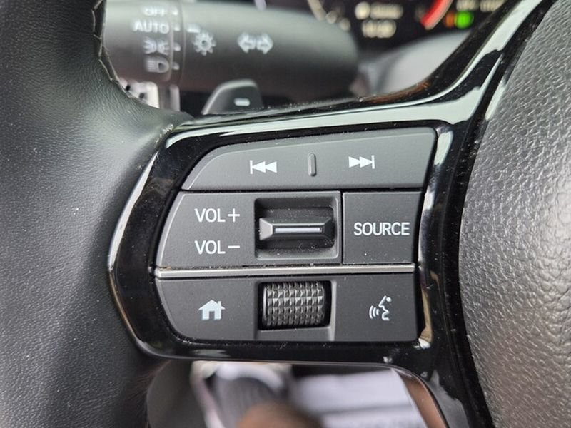 Used 2025 Honda Civic Sport image 23