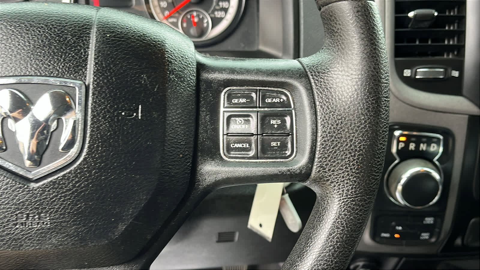 Used 2017 RAM 1500 Express image 13