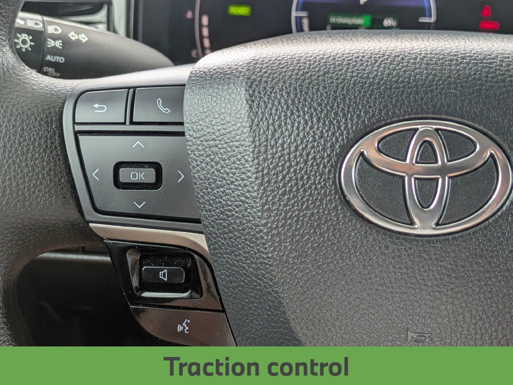 Used 2025 Toyota Camry LE FWD image 19