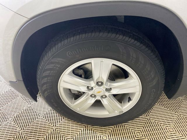 Used 2019 Chevrolet Trax LT w/ LT Convenience Package FWD image 16