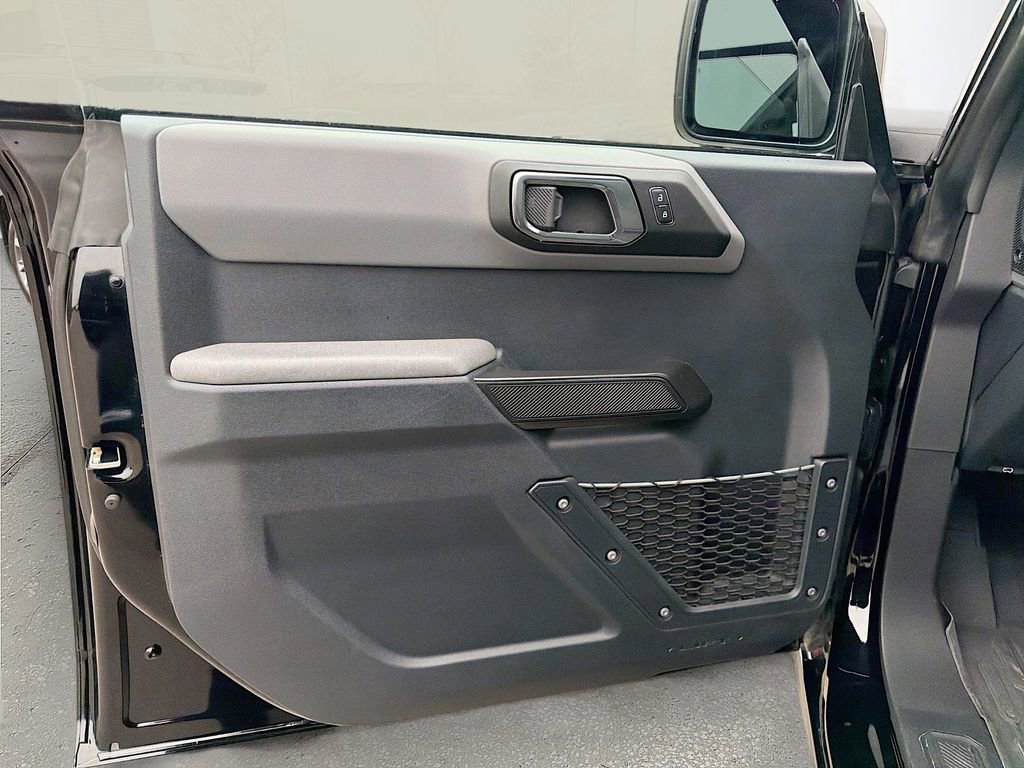 Used 2024 Ford Bronco Everglades image 22
