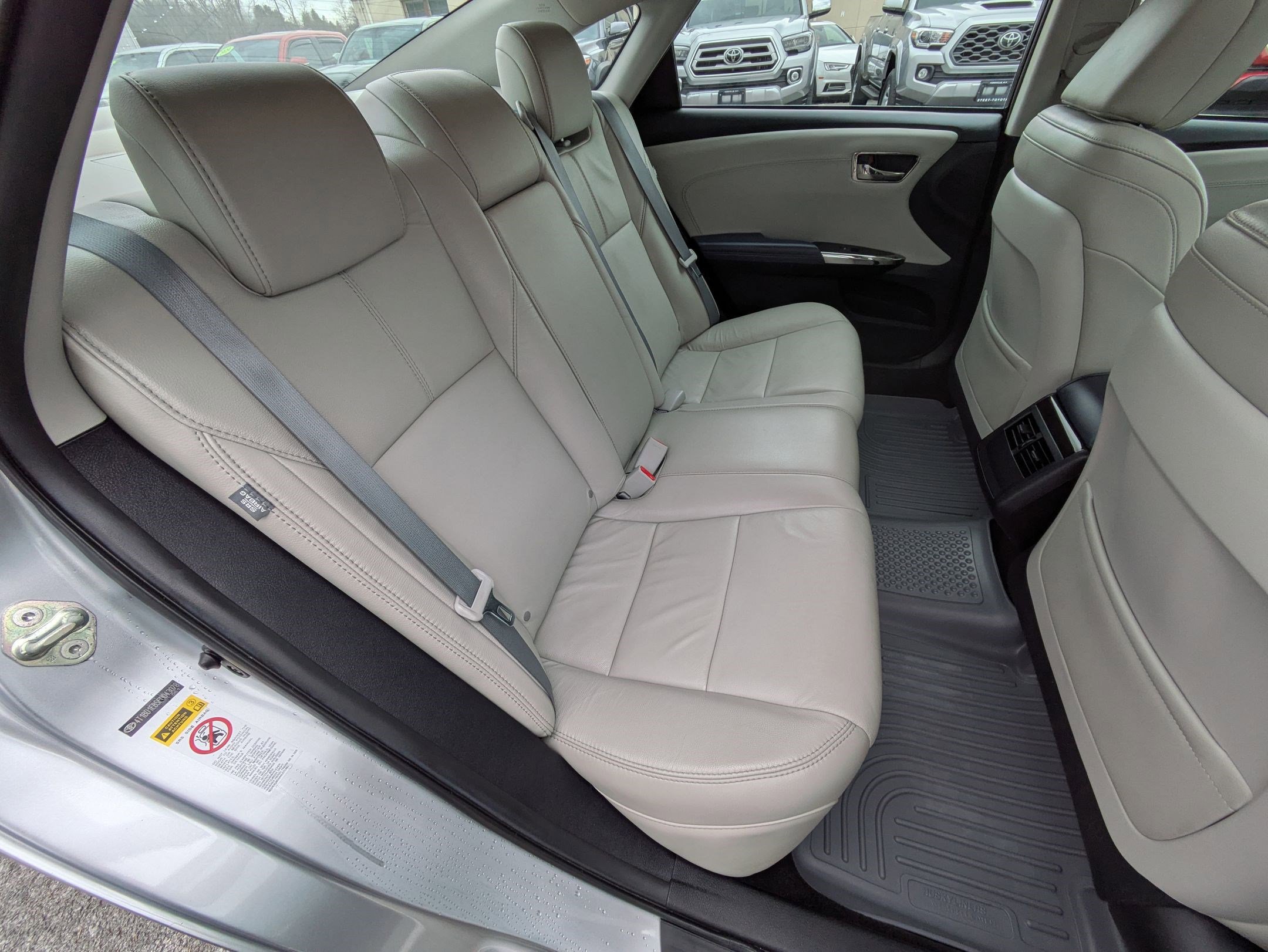 Used 2015 Toyota Avalon XLE Touring image 21