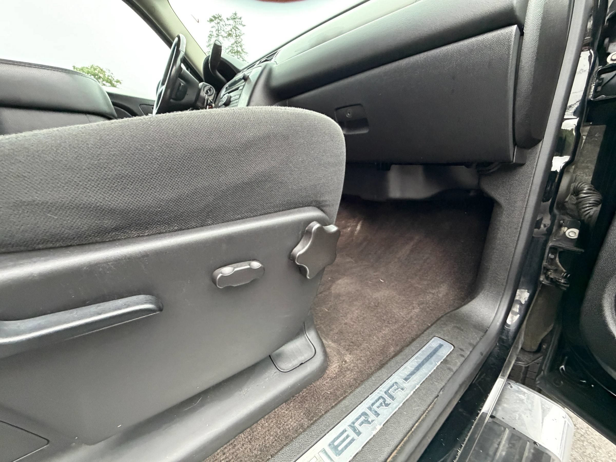 Used 2013 GMC Sierra 1500 SLE AWD/4WD image 34