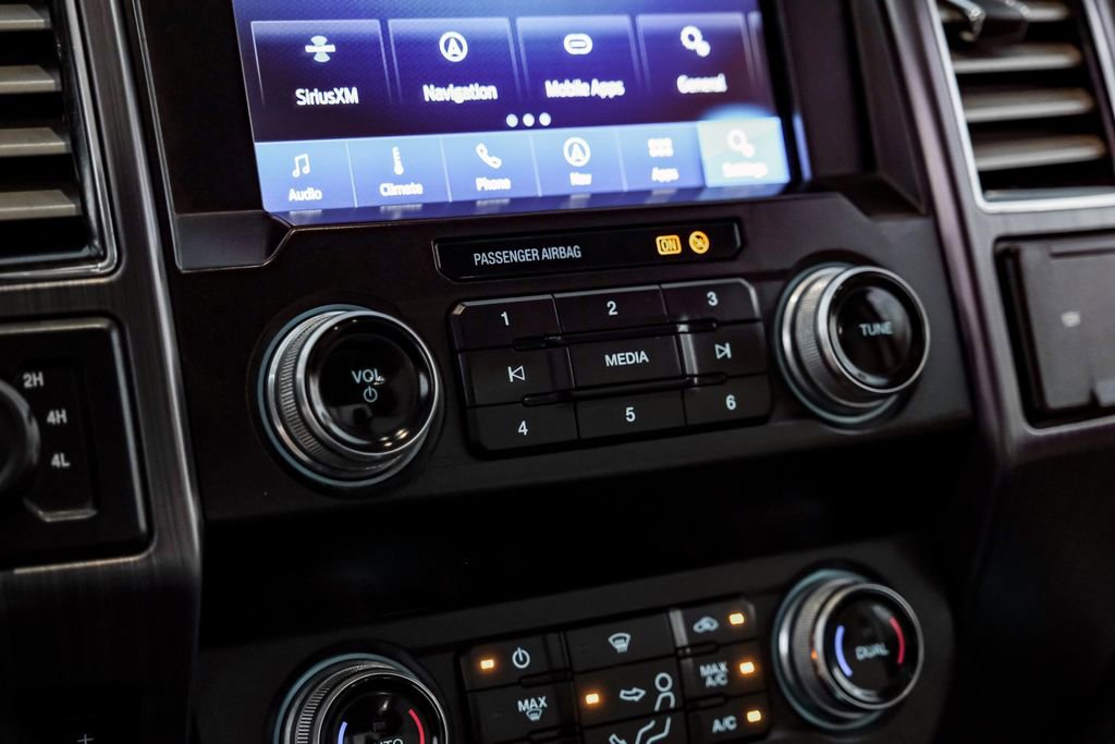 Used 2020 Ford F250 Limited image 23