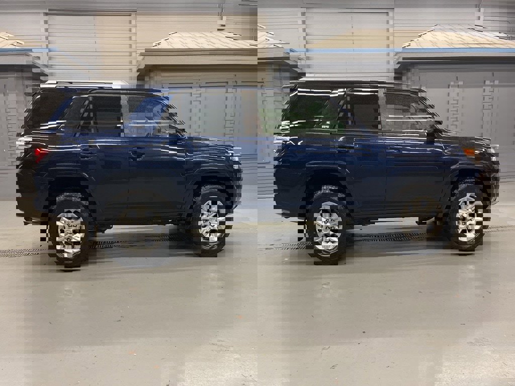 Used 2014 Toyota 4Runner image 8