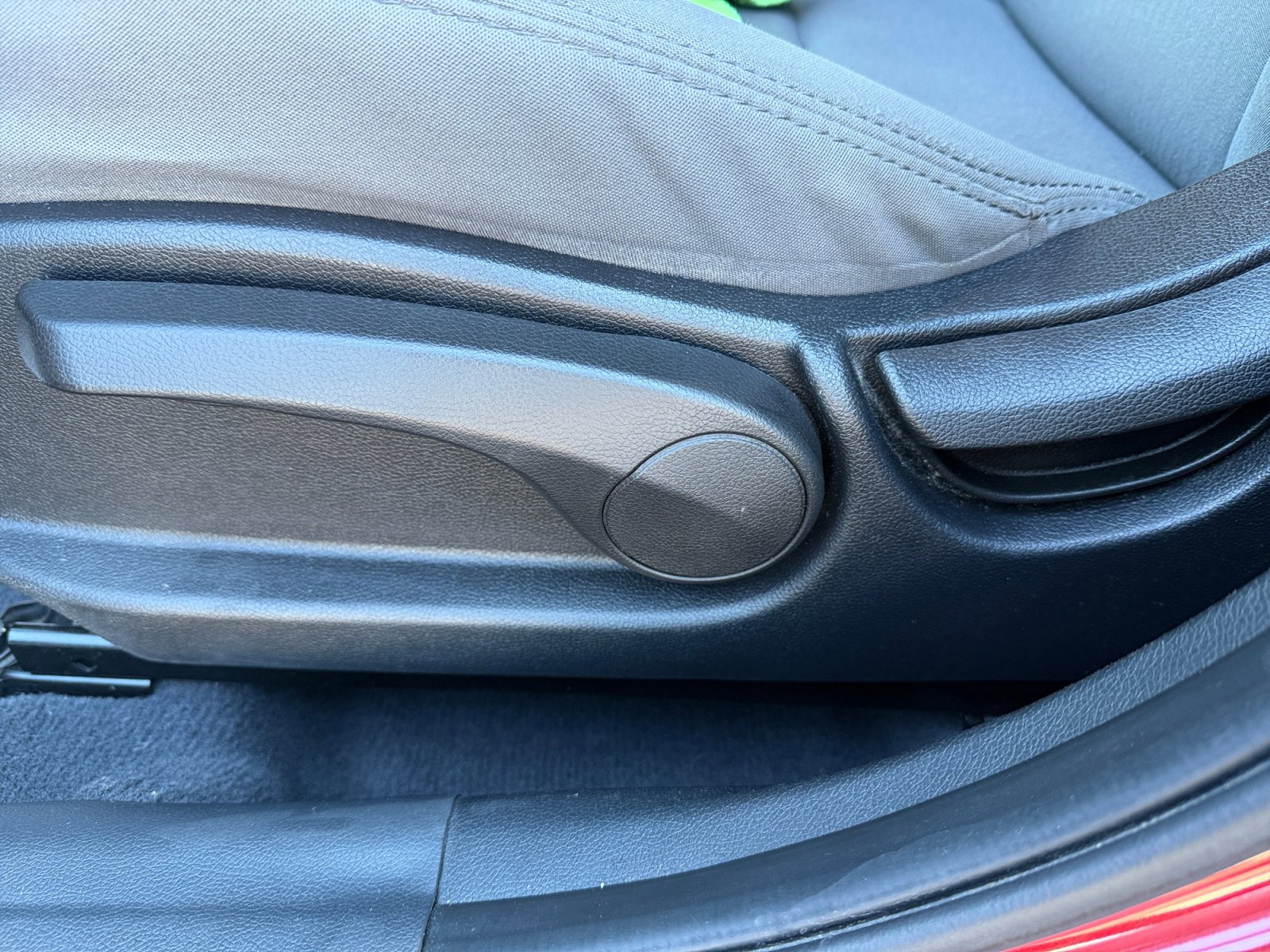 Used 2015 Hyundai Elantra SE w/ Option Group 02 image 14