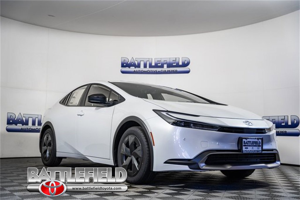 New 2026 Toyota Prius Plug-In Hybrid image 1