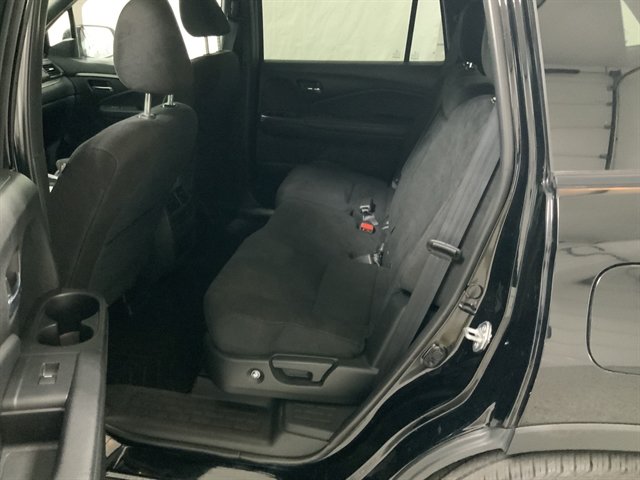Used 2022 Honda Pilot Sport image 16