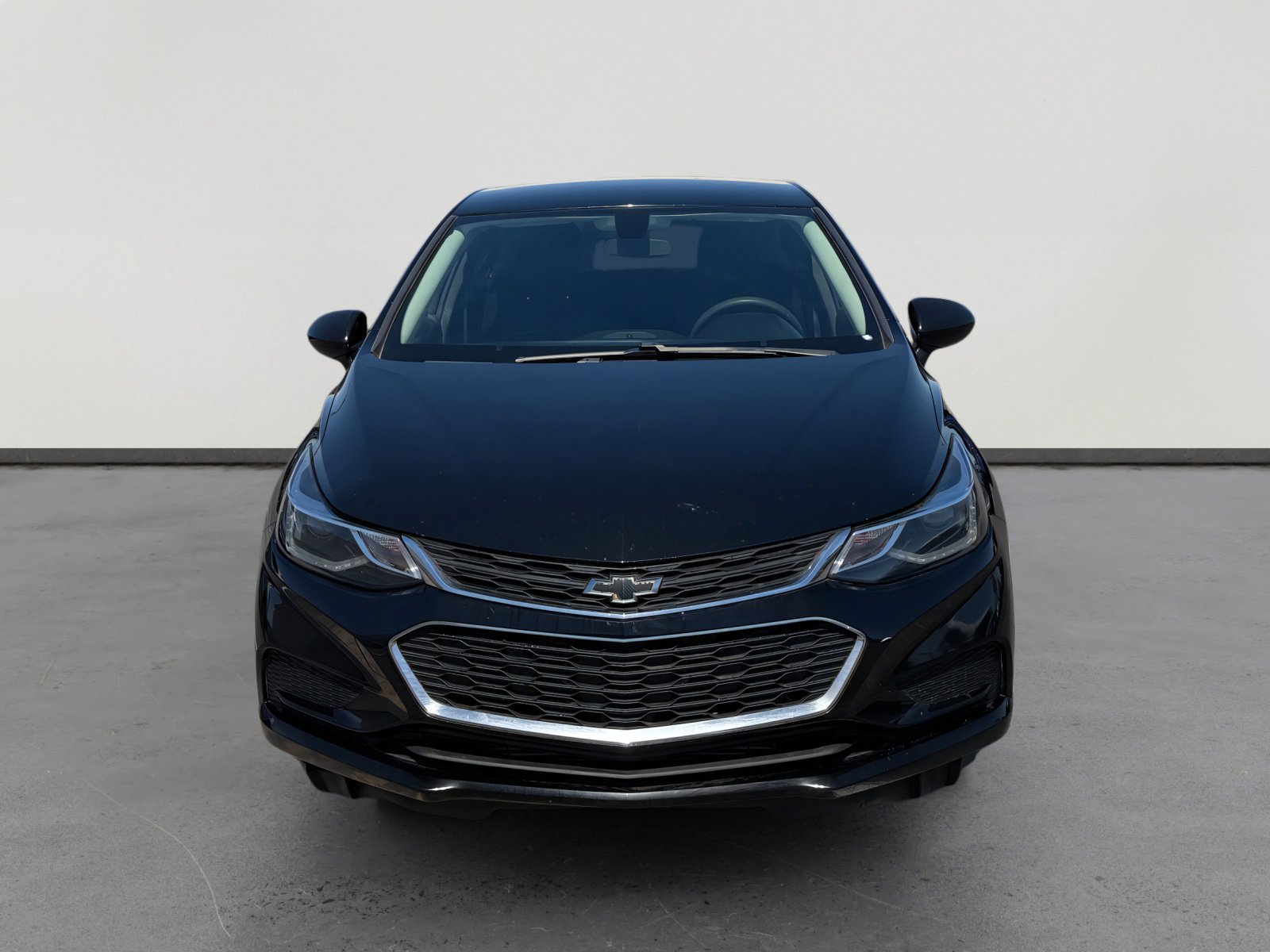 Used 2018 Chevrolet Cruze LT w/ Convenience Package image 8