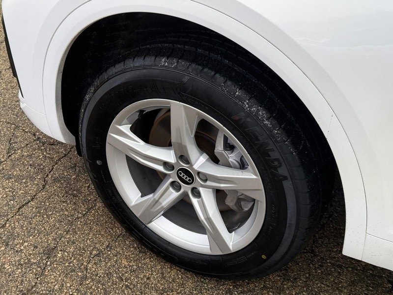 Used 2021 Audi Q5 2.0T Premium w/ Convenience Package image 10