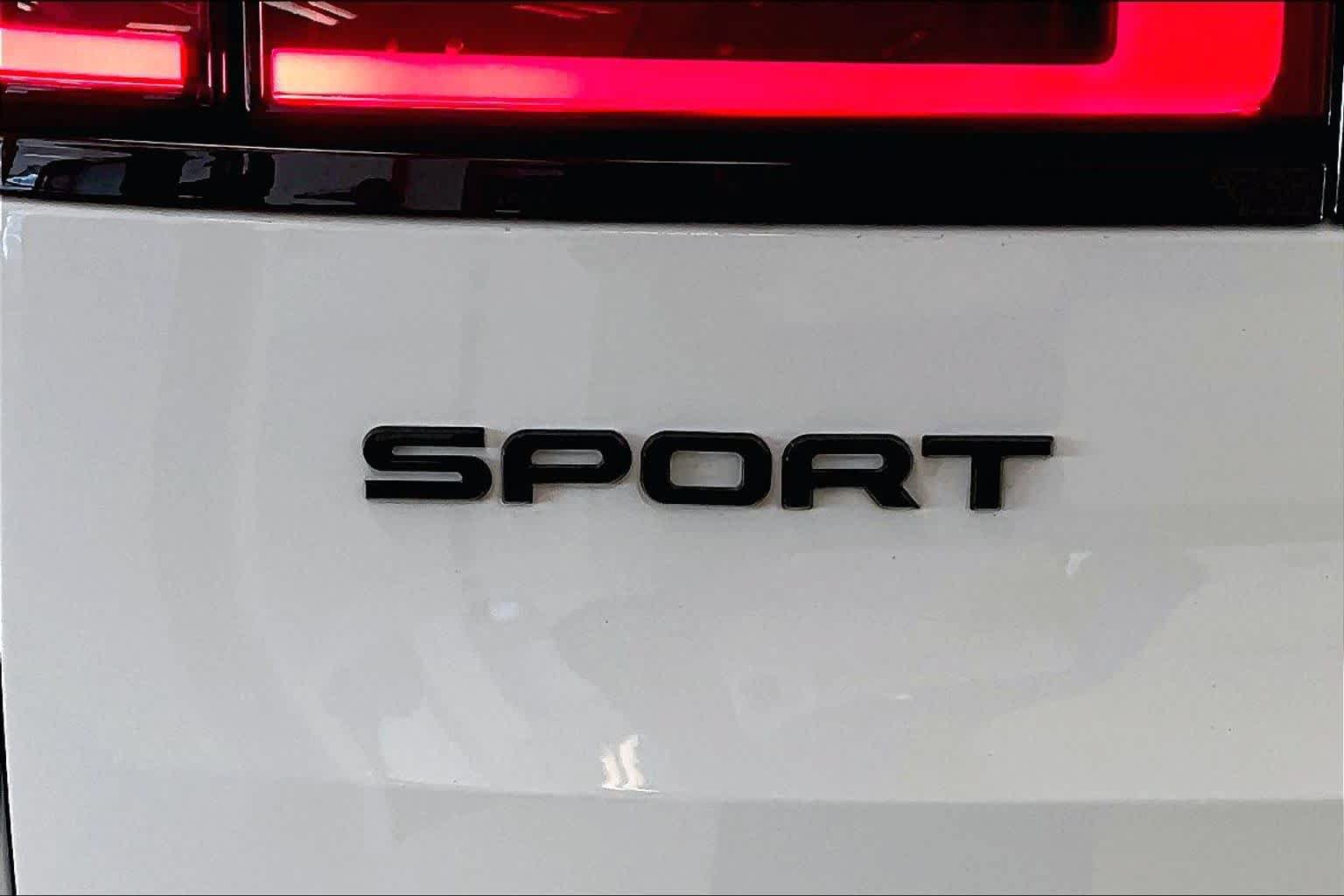 Used 2023 Land Rover Range Rover Sport SE Dynamic AWD/4WD image 29