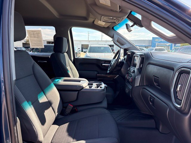 Used 2022 Chevrolet Silverado 1500 LT AWD/4WD image 47