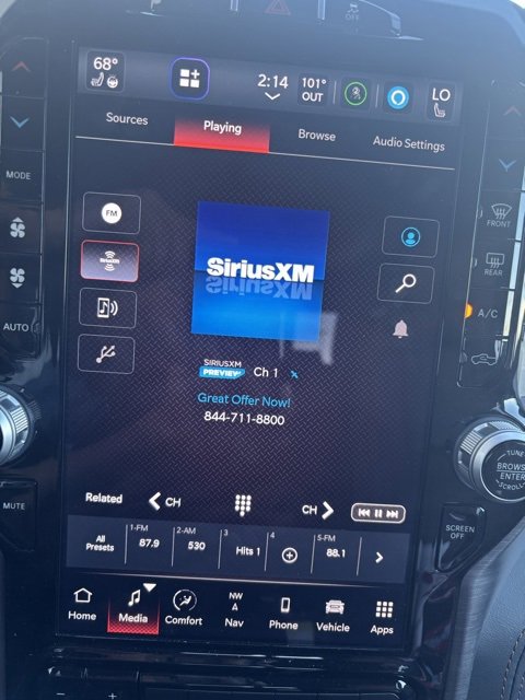 Used 2024 RAM 2500 Limited image 11