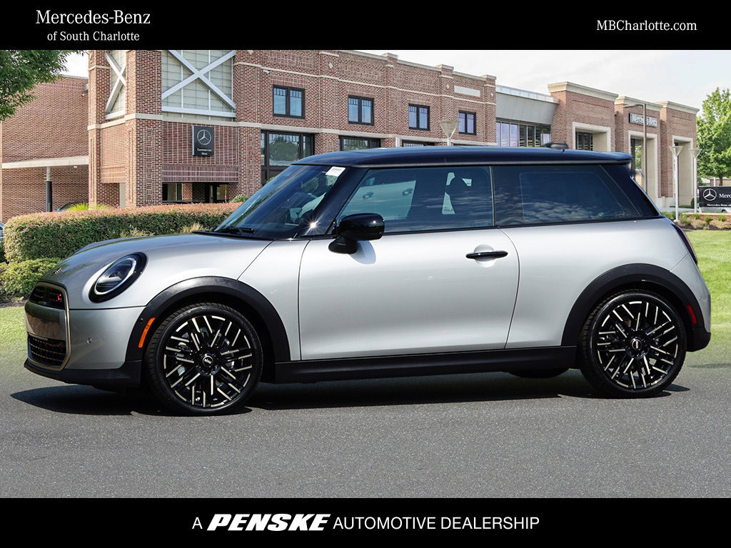 Used 2026 MINI Cooper S FWD image 1