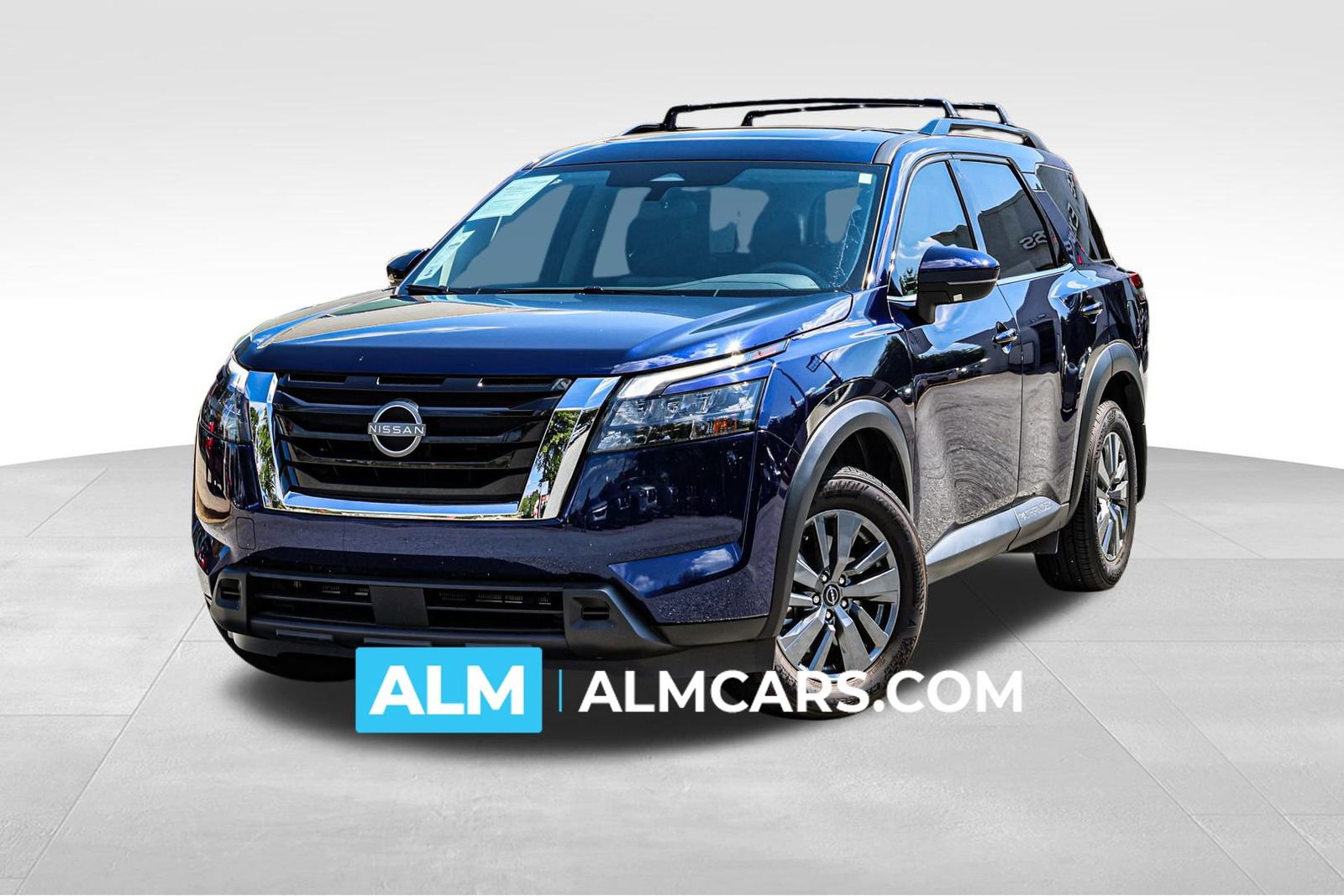 Used 2024 Nissan Pathfinder SV w/ SV Premium Package