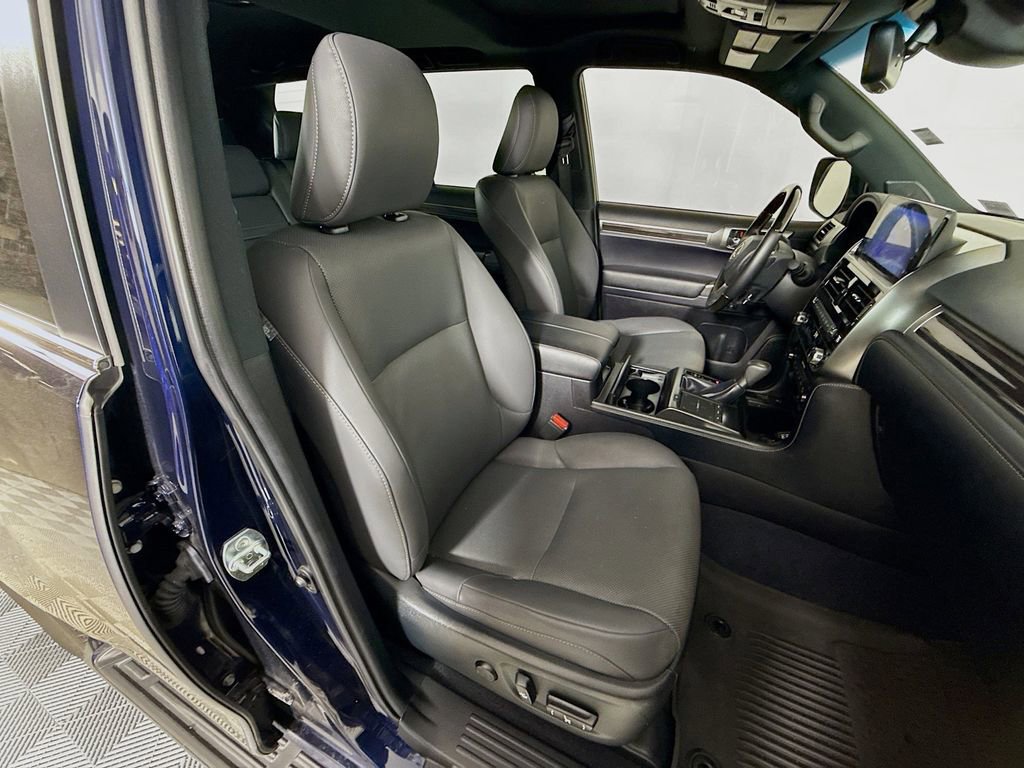 Certified 2023 Lexus GX 460 Premium w/ Premium Package image 30