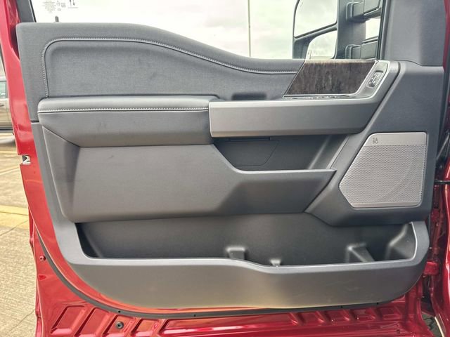New 2026 Ford F250 Lariat w/ Black Appearance Package image 22