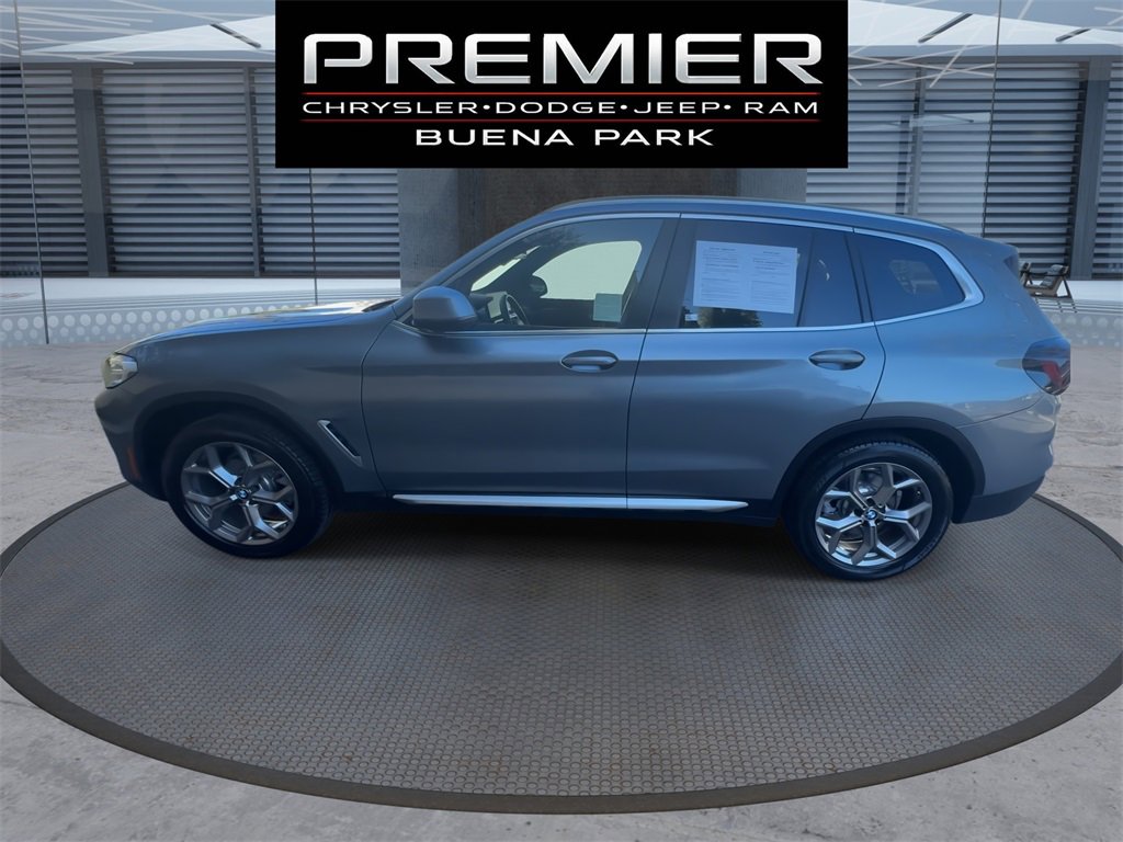 Used 2024 BMW X3 xDrive30i w/ Premium Essential Package image 5