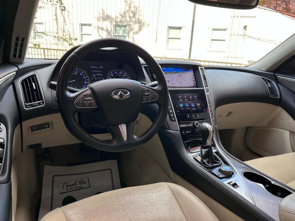 Used 2015 INFINITI Q50 Premium w/ Navigation Package RWD image 15