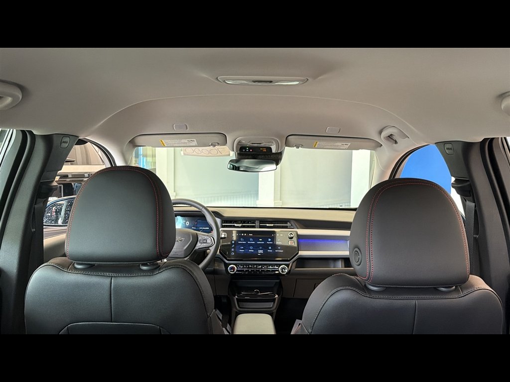 New 2027 Chevrolet Bolt RS FWD image 28
