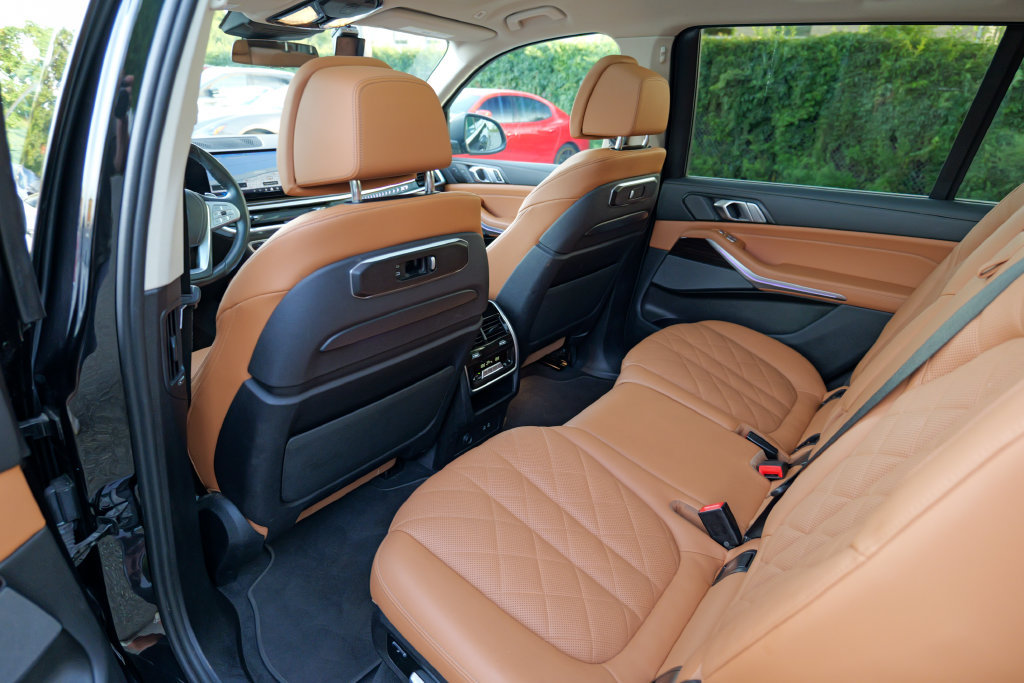 Used 2024 BMW X7 xDrive40i w/ Executive Package AWD/4WD image 26
