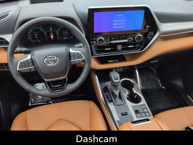 Certified 2026 Toyota Highlander Platinum AWD/4WD image 27