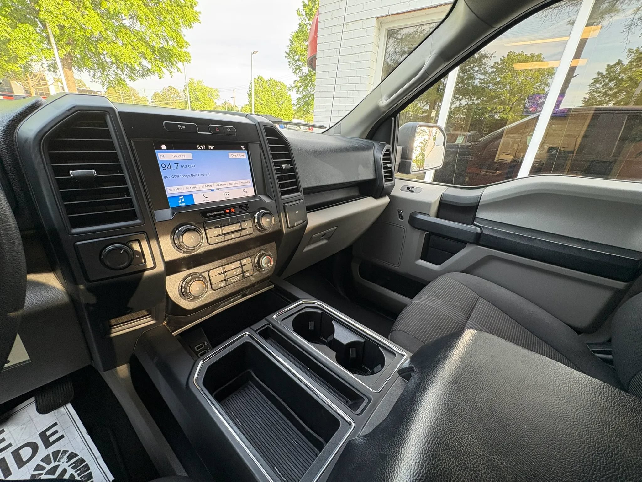 Used 2019 Ford F150 XL w/ Equipment Group 101A Mid AWD/4WD image 40