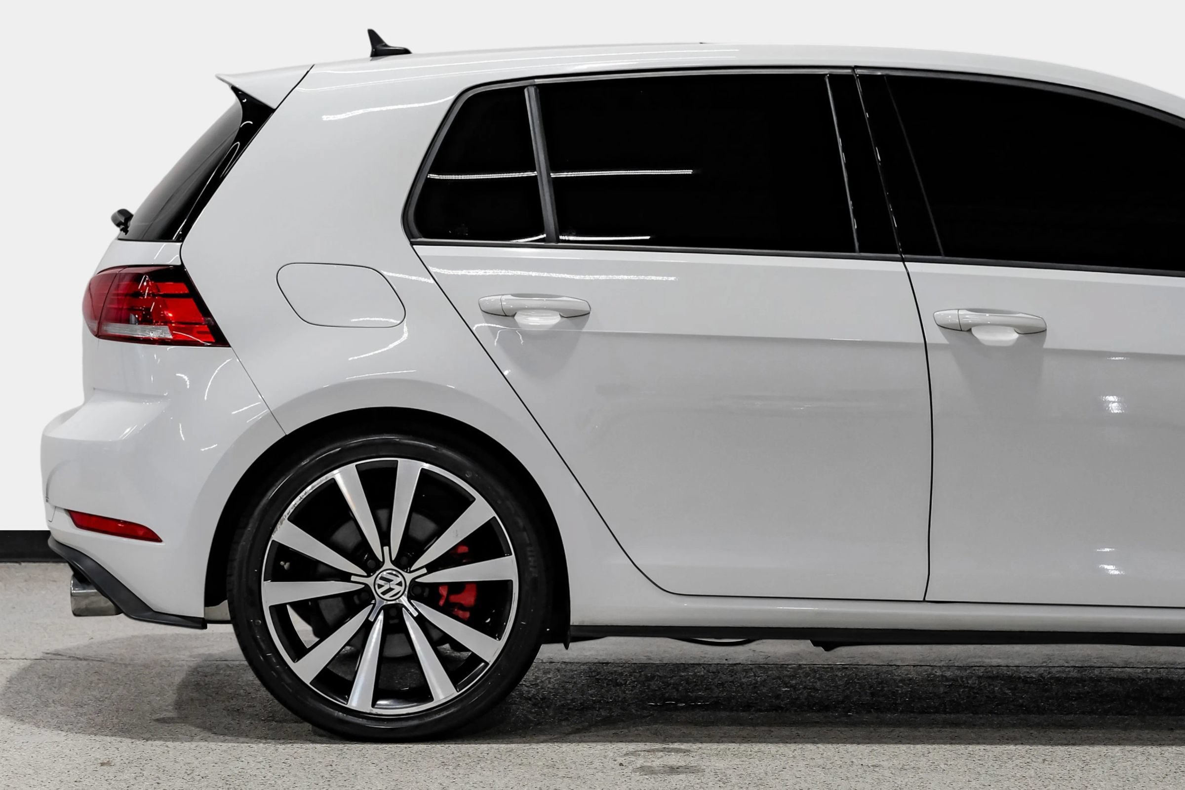 Used 2019 Volkswagen GTI Rabbit Edition FWD image 16