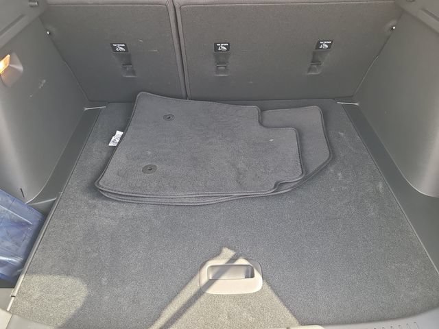 New 2026 Chevrolet Trax LS FWD image 9