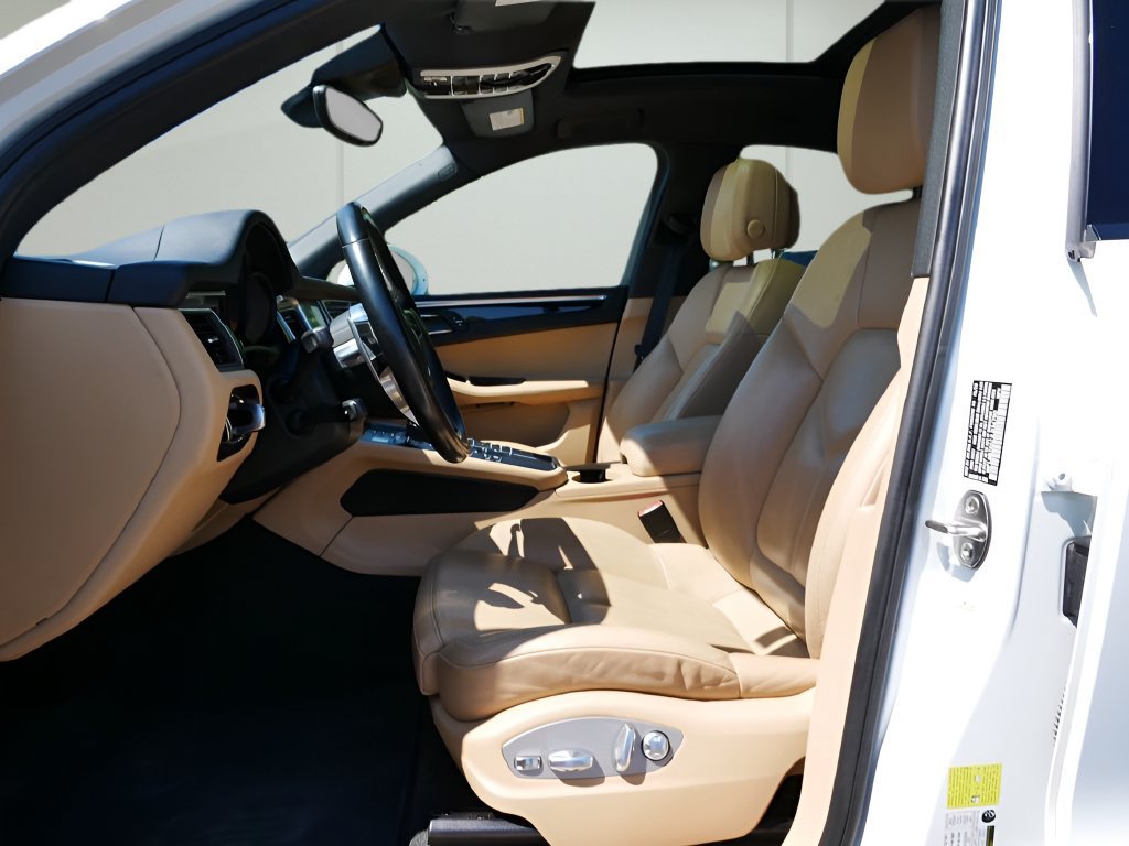 Used 2018 Porsche Macan S AWD/4WD image 10