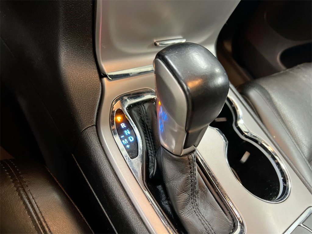 Used 2021 Jeep Grand Cherokee Limited w/ Luxury Group II image 17