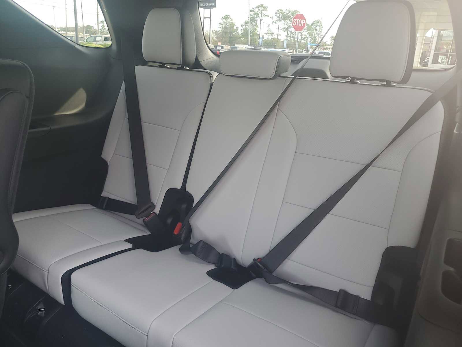 New 2026 Chevrolet Traverse High Country image 15