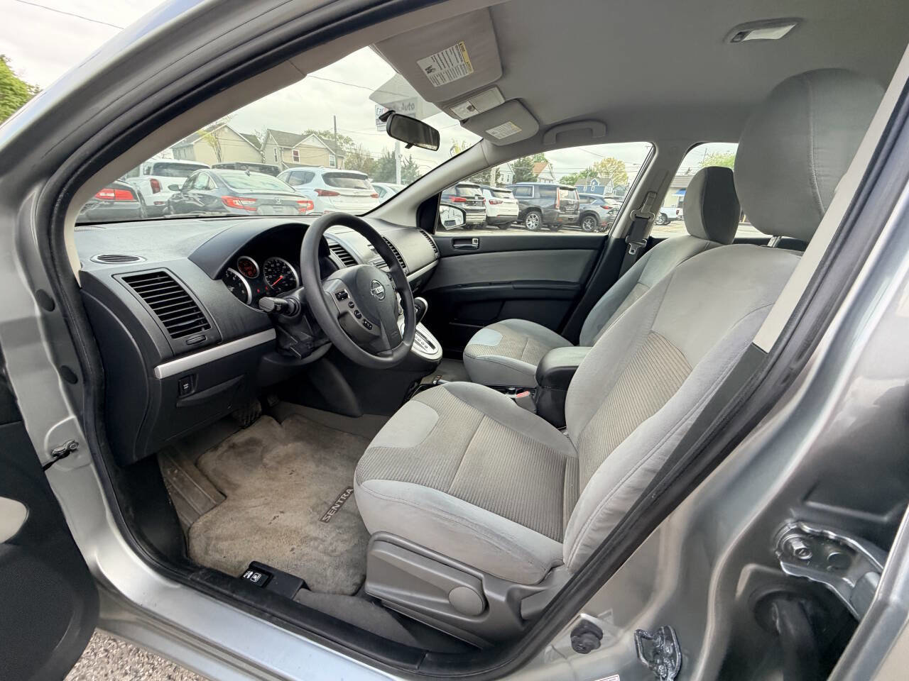 Used 2011 Nissan Sentra 2.0 S FWD image 30