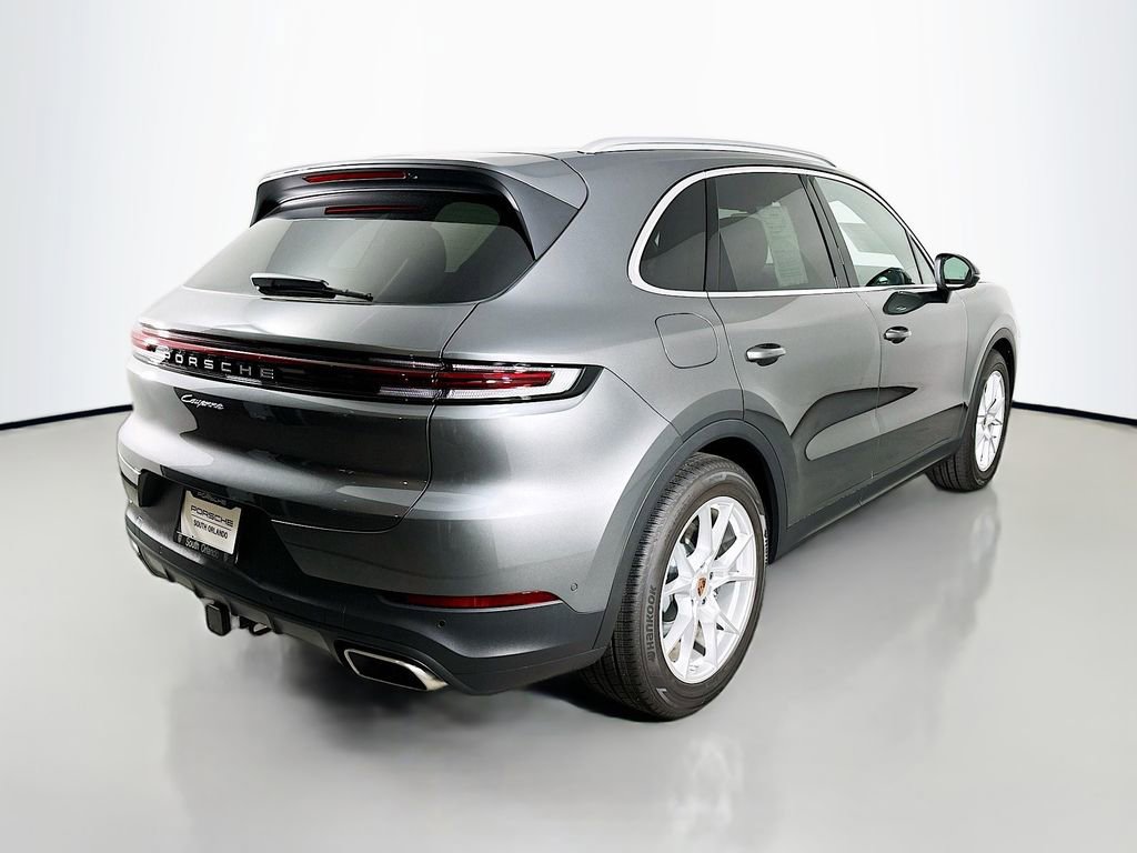 Certified 2025 Porsche Cayenne AWD/4WD image 9