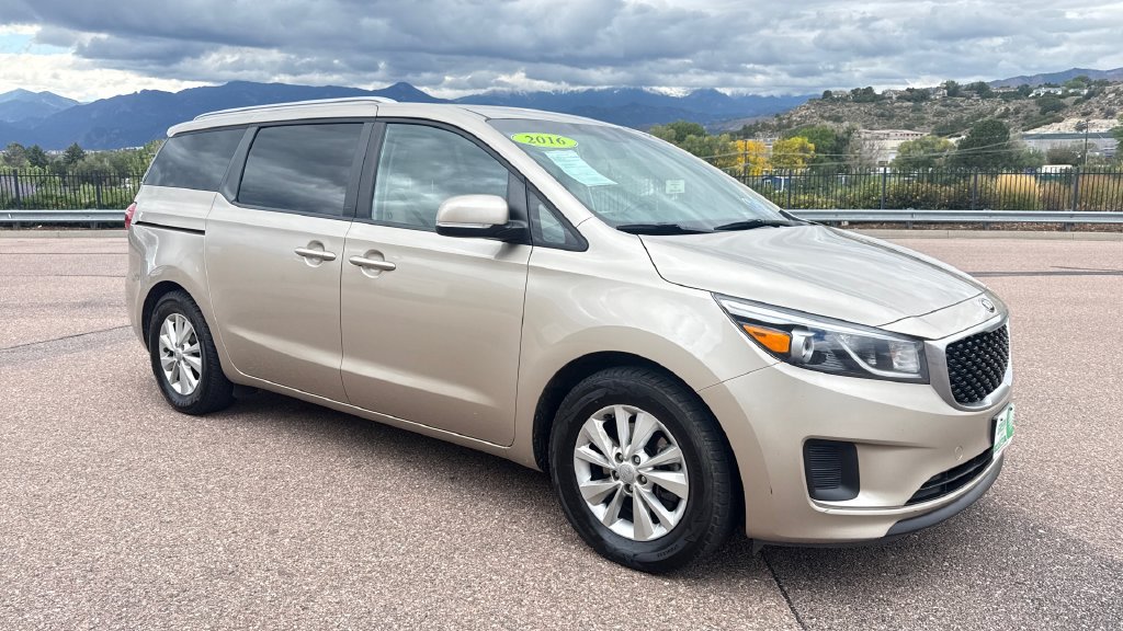 Used 2016 Kia Sedona LX w/ LX Convenience Package FWD image 19