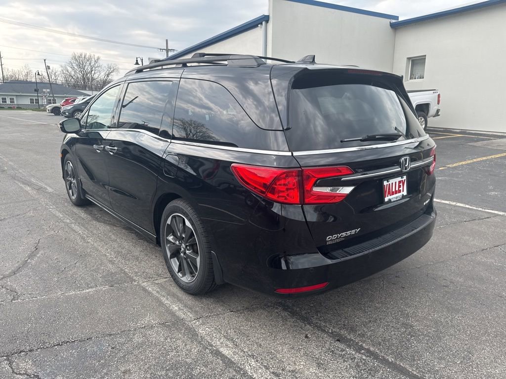 Used 2024 Honda Odyssey Elite image 12
