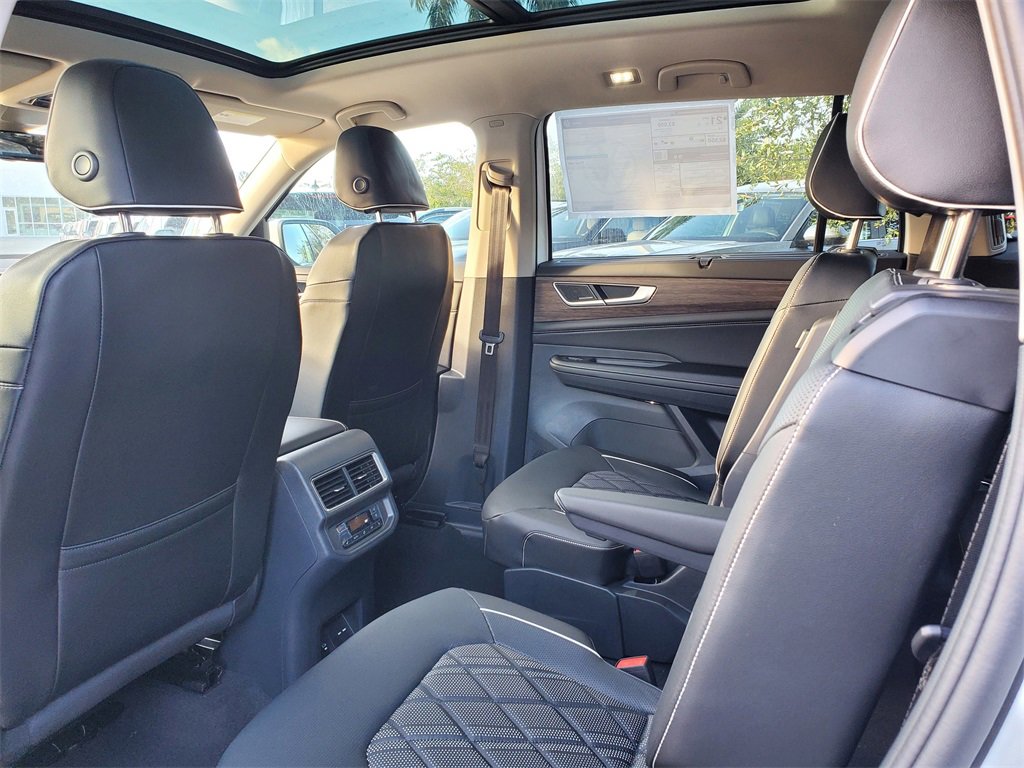 New 2026 Volkswagen Atlas SEL Premium R-Line image 5