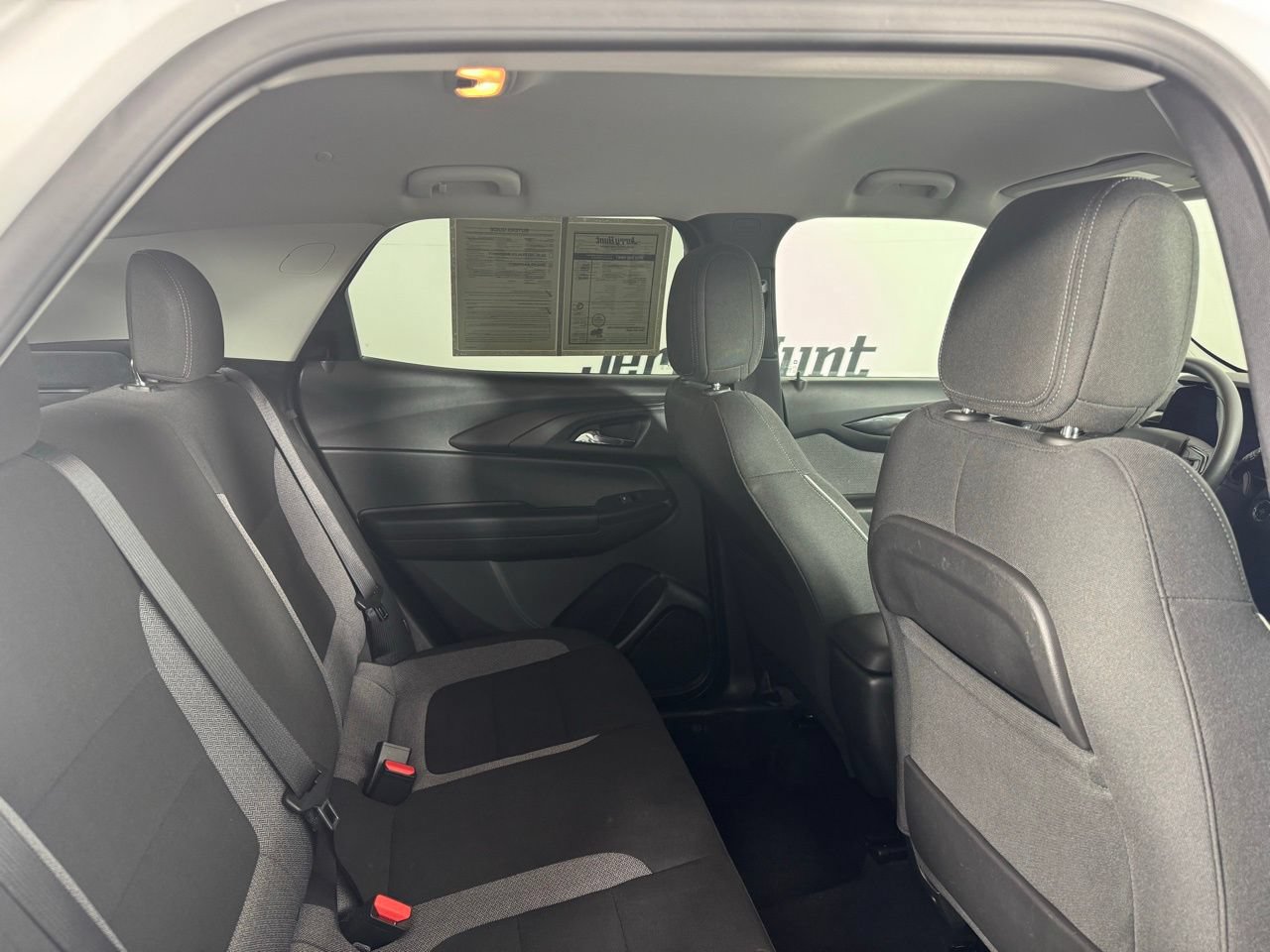 Used 2025 Chevrolet TrailBlazer LT AWD/4WD image 37
