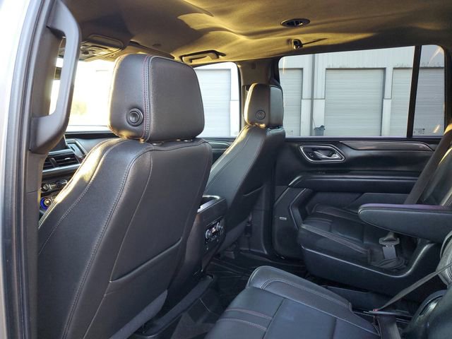 Used 2021 Chevrolet Suburban RST w/ Luxury Package image 9