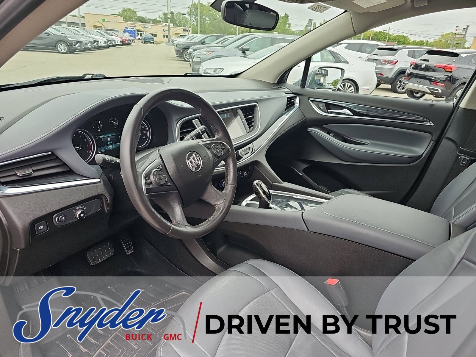 Used 2019 Buick Enclave Essence AWD/4WD image 14