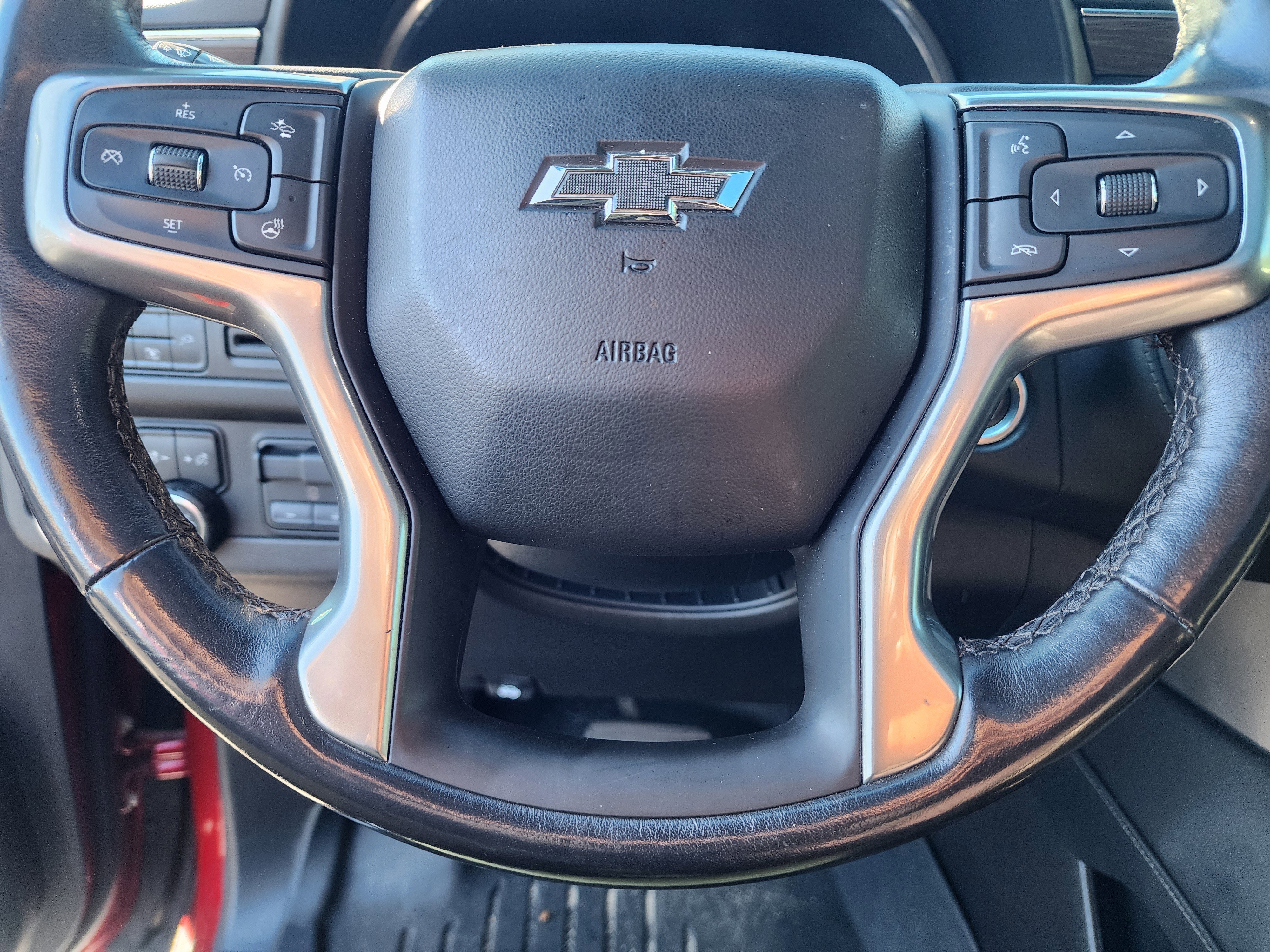 Used 2022 Chevrolet Tahoe Z71 w/ Z71 Off-Road Package image 30