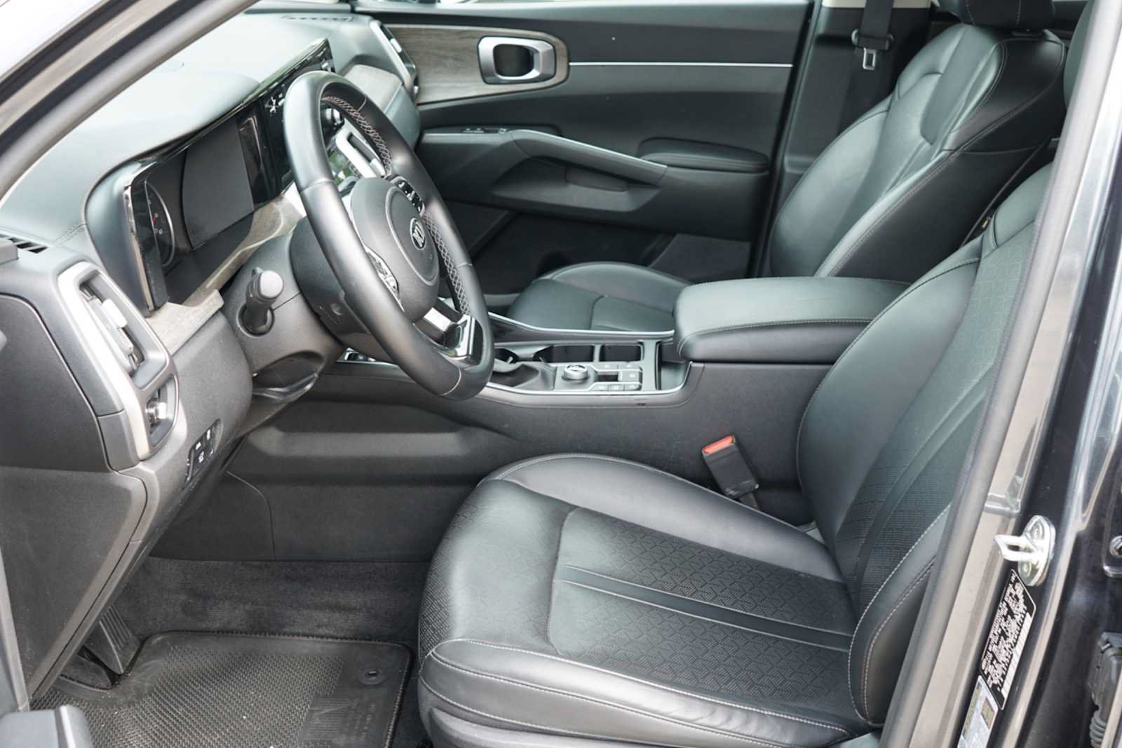 Used 2021 Kia Sorento EX FWD image 8