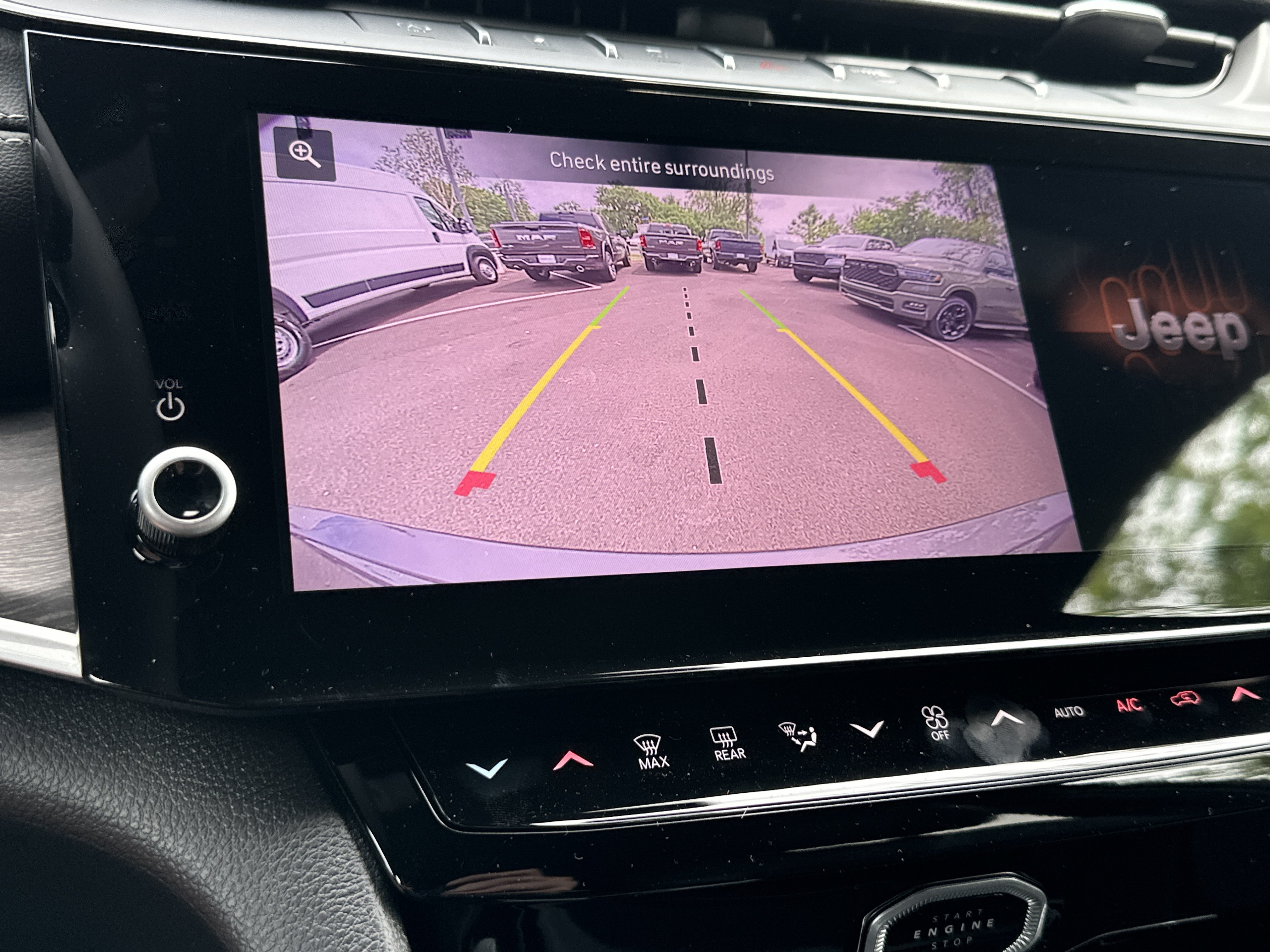 New 2026 Jeep Grand Cherokee Altitude AWD/4WD image 34