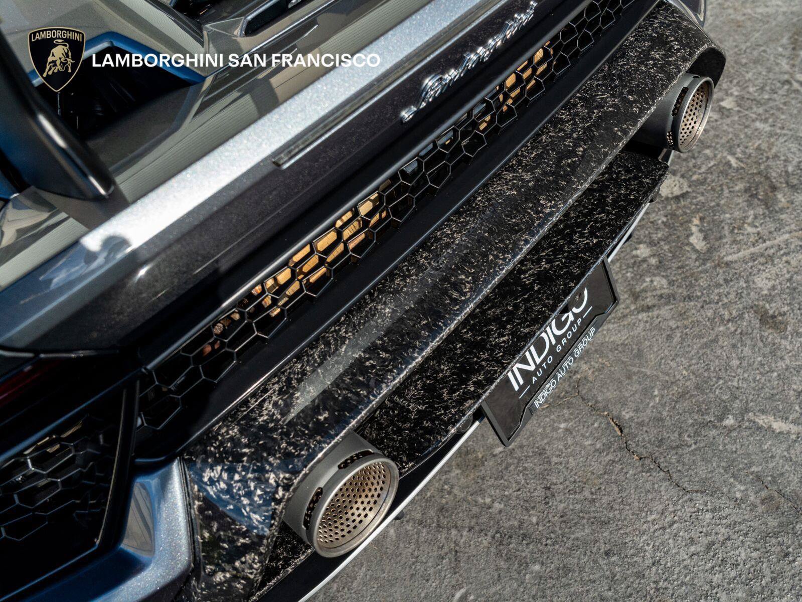 Used 2018 Lamborghini Huracan Performante AWD/4WD image 33