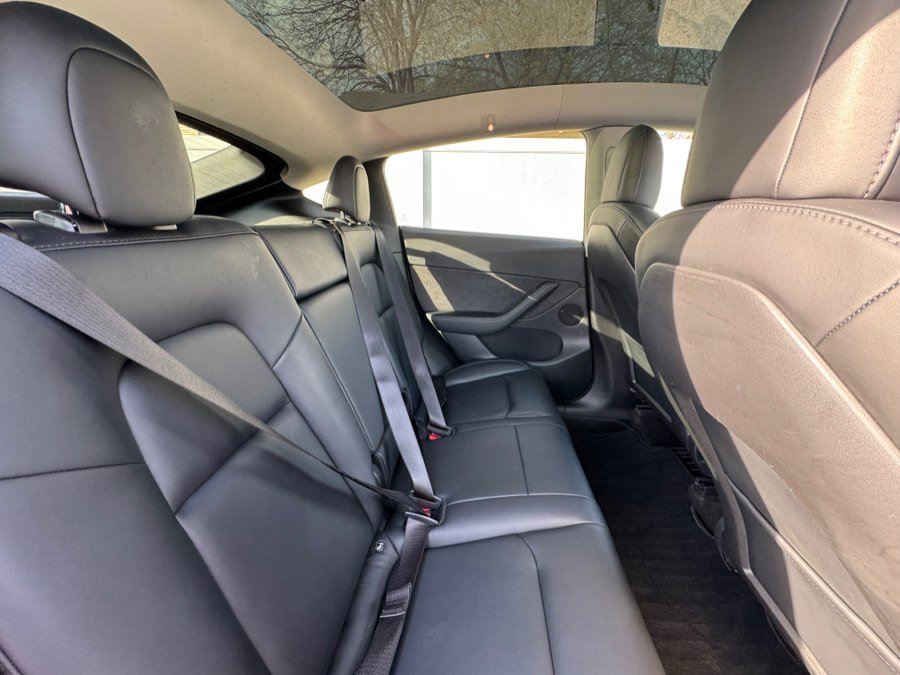 Used 2022 Tesla Model Y Performance image 34