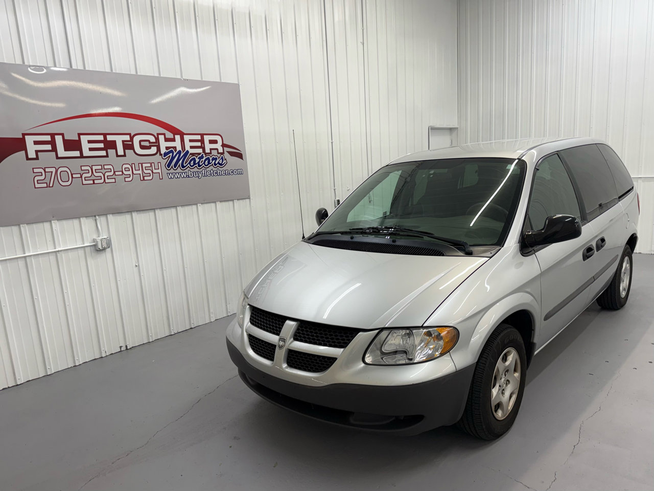 Used 2002 Dodge Caravan SE image 5