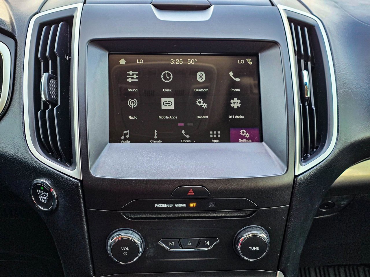 Used 2018 Ford Edge SEL w/ Equipment Group 201A image 19